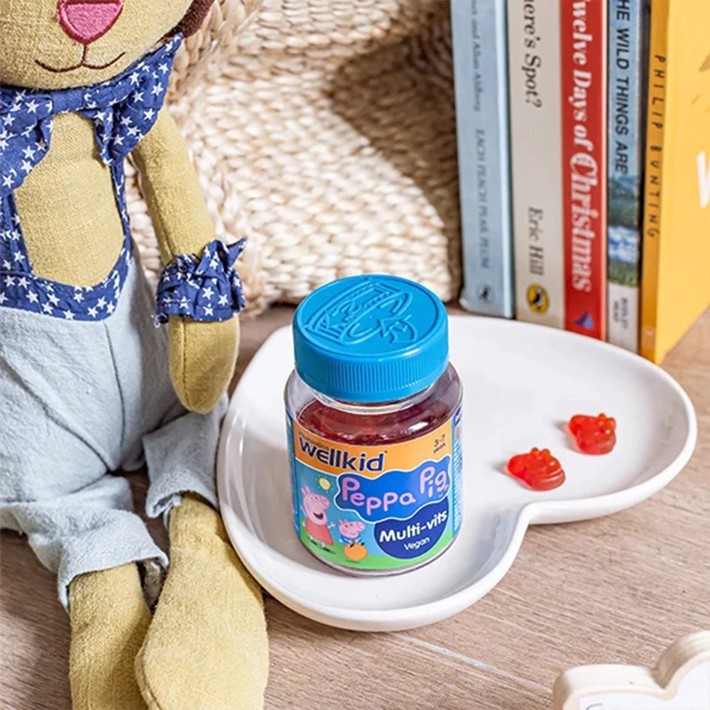 Vitabiotics - Vitabiotics Wellkid Peppa Malac Multivitamin Gumicukor (30 darab, eper ízű) - Image 3